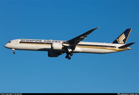 V Scb Singapore Airlines Boeing Dreamliner Photo By Gerald Lee