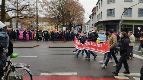 Liveticker Teilnehmer Bei Dritter Corona Demo In Osnabr Ck Noz