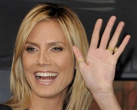 Heidi Klum Hands Naked Onlyfans
