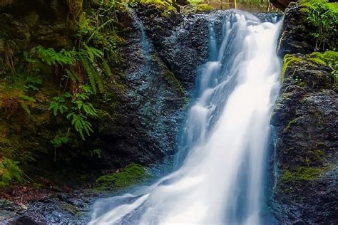 Caracas, Pelton & Santuario Waterfalls Tour from Villavicencio