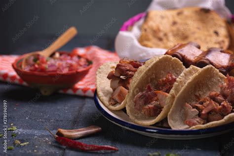 Tacos de Carnitas Mexicanos, cultura mexicana Stock Photo | Adobe Stock