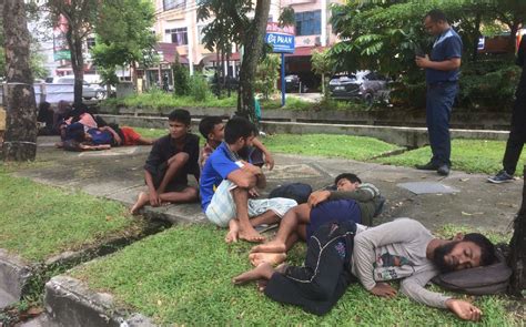 Pengungsi Rohingya Tiba Di Pekanbaru Berkeliaran Tanpa Pengawasan