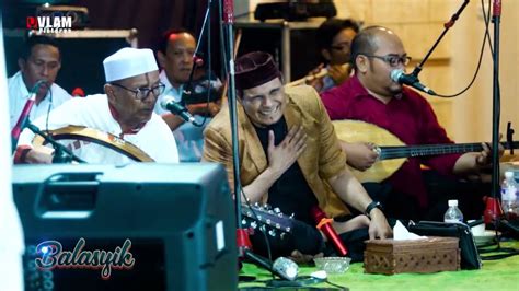 BALASYIK JEMBER WEDDING RIKHA & ALWI JEPARA - YouTube