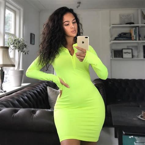 Emma Hallberg Explicit Non Nude Photos Video The Fappening