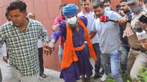 Singhu Lynching Second Nihang Sikh Surrenders In Amritsar Delhi News