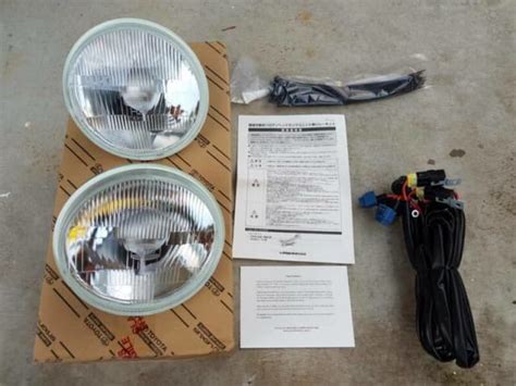 Toyota Fj Fj Hj Hj Bj Bj Semi Sealed Head Light Kit New