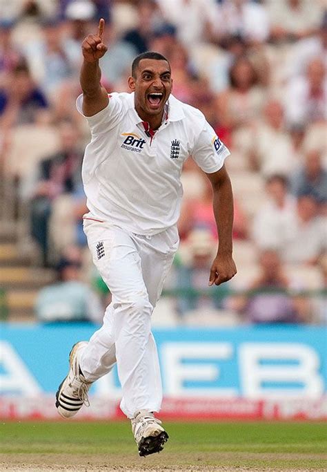 Shahzad swings the balance | ESPNcricinfo