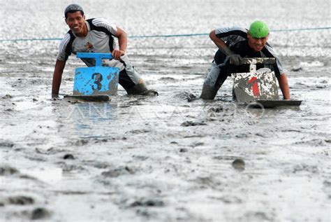 SKI LUMPUR ANTARA Foto