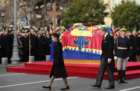 Miles De Ciudadanos Y Reyes Europeos Despiden A Miguel I De Rumanía