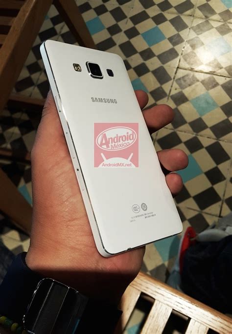 Samsung Galaxy A5 Y Galaxy A3 Se Filtran En Video Y Más Fotos