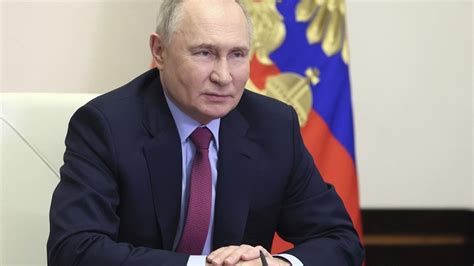 Putin Obtiene M S Del De Los Votos Y Es Reelegido Para Un Quinto