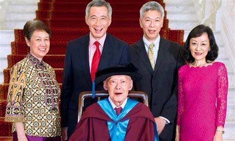 Lee Hsien Loong Daughter Photo / Pm Lee Hsien Loong S Son Li Hongyi ...