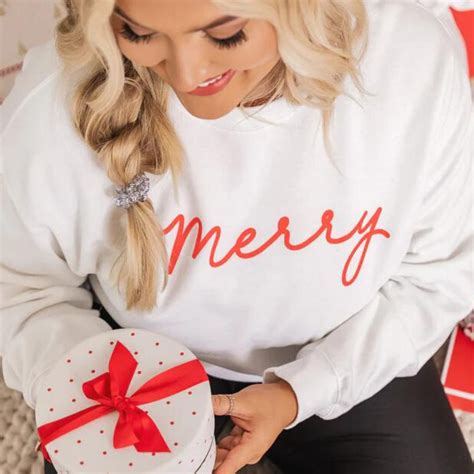 15 Cutest Christmas Sweaters for a Cozy Winter! - Very Easy Makeup