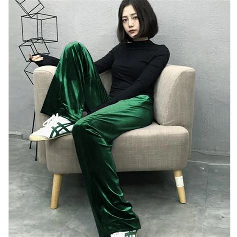 2018 Autumn And Winter Womens Large Size Velvet Wide Legged Pants