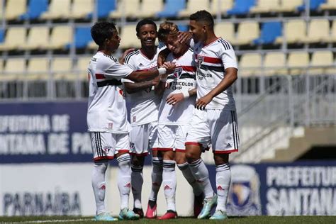 São Paulo estreia no Campeonato Paulista sub 20 goleada contra o