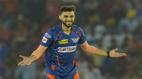 LSG Vs MI IPL 2023 Twitter Reacts As Naveen Ul Haq Dismantles Mumbai