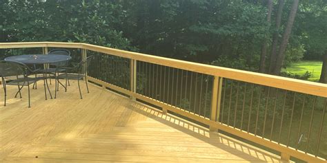 Choosing The Best Material For Your Porch Or Deck Railings