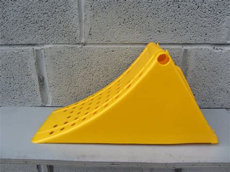 Hgv Wheel Chock Plastic 460mm X 200mm X 220mm