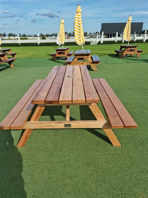 Traditional Style Picnic Tables Big Event Picnic Tables