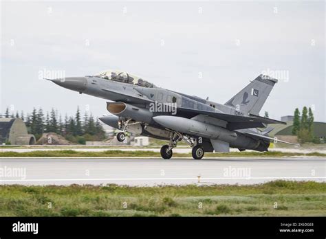 Konya Turkiye May 09 2023 Pakistan Air Force Lockheed Martin F 16d Fighting Falcon Jf 1