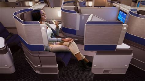 United Airlines Launches New Polaris Business Class Seats Lounges