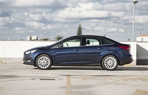 Ford Focus hatch encarece e ultrapassa os R 100 mil na versão topo de