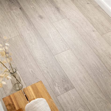 Willow Grey Oak Luxury Click Vinyl Flooring Mm