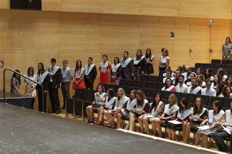 Acte De Graduaci De L Estudiantat De Les Titulacions De La Facultat De