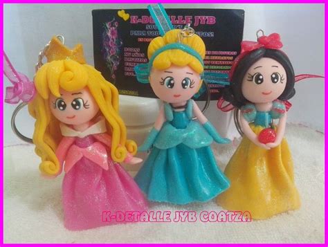 SON PRINCESAS HECHAS DE PASTA FLEXIBLE CON MUCHO AMOR Y CARIÑO DESDE