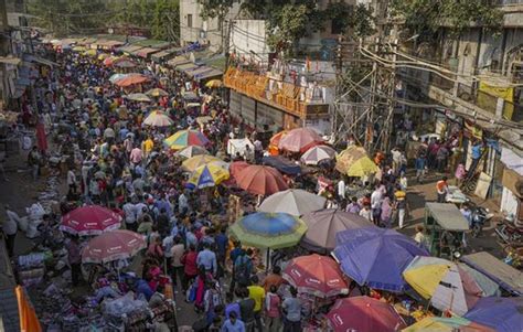 दीवाली के मद्देनजर राजधानी में चाक चौबंद हुई सुरक्षा व्यवस्था हाई