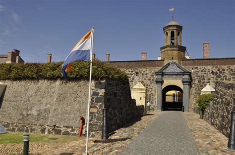 Castle Of Good Hope Cape Town The Gateway Built In 1682 Flickr