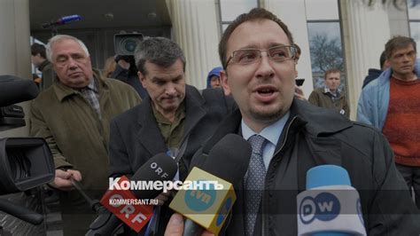 Суд заочно арестовал адвоката Pussy Riot иноагента Николая Полозова Коммерсантъ