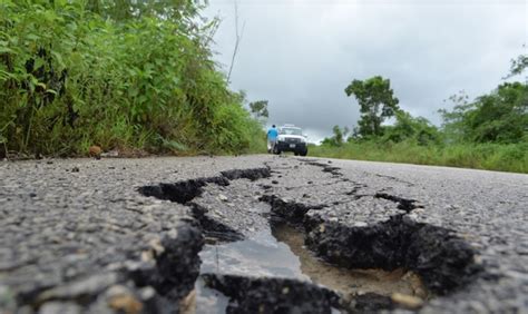 Alcaldes Michoacanos Denuncian Mal Estado De Carreteras Para Visitar La