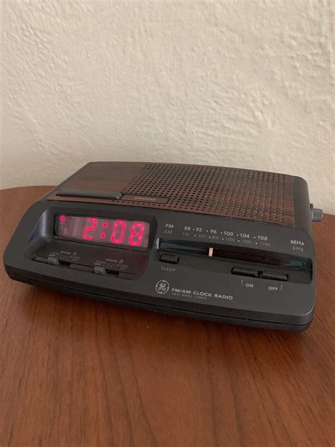 General Electric 7 4621a Am Fm Dual Alarm Clock Radio Tested Vintage 1950s For Sale Online Ebay