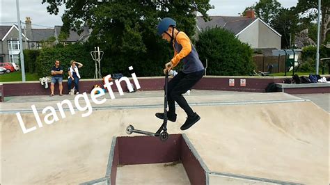 Tricks In Llangefni Skatepark Youtube