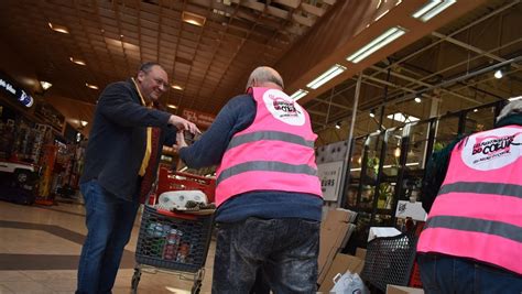 Les Restos Du Cœur Lancent Ce Week End Leur Collecte Nationale Pour