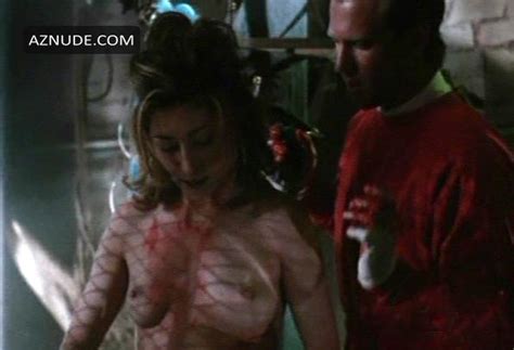 ANNABELLE GURWITCH Nude AZNude