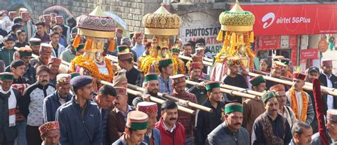 Mandi Shivratri ढोल नगाड़ों गूंज उठी छोटी काशी माधोराय का बाबा भूतनाथ