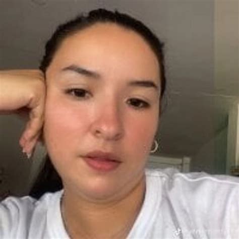 Yenifer Sweet Cam Girl Free Live Sex Show By Yenifer Sweet At MyHotCams Net