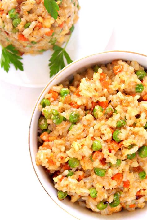 Egg Fried Rice | RecipeLion.com