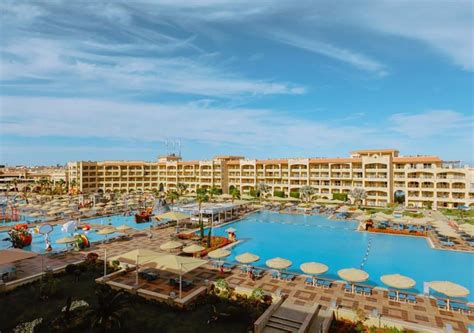 PICKALBATROS WHITE BEACH RESORT - HURGHADA