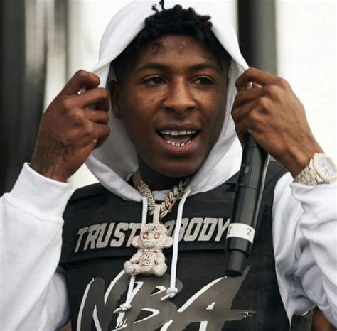 Top 21 Famous Young Rappers - Hood MWR