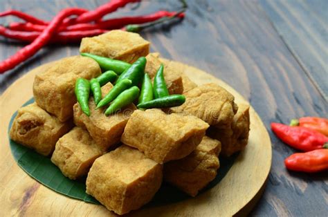 Tahu Sumedang O Sumedang Tofu Comida Tradicional De Indonesia Foto De