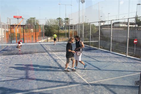 Estrategias para contrarrestar la táctica "nevera" en el pádel