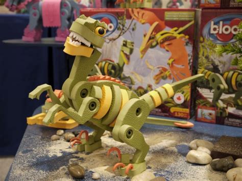 building engineers construction toys  toy fair quirkyfusion