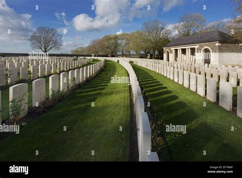 Ww Ela Comisi N De Tumbas De Guerra Santuario Cementerio De Madera