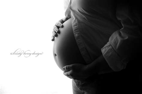 Dream Lighting Baby Bump Studio Maternity Shot Studio Maternity Shoot