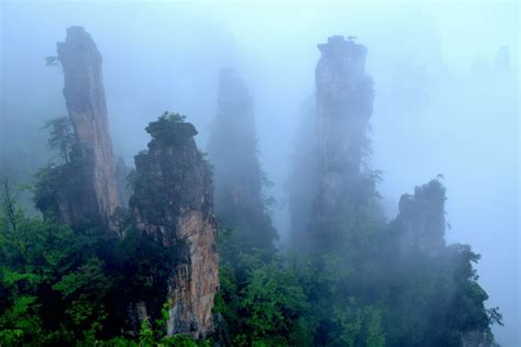 Sunrise in Zhangjiajie | Smithsonian Photo Contest | Smithsonian Magazine