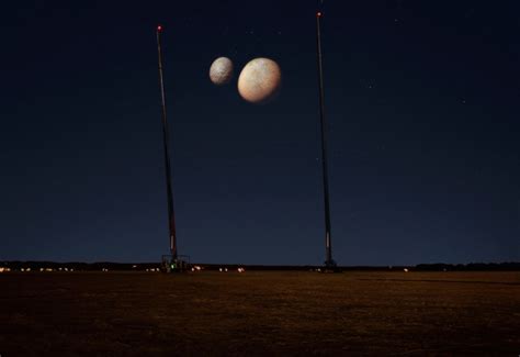 Two Moons Were Visible In The Dubai Sky Last Night Boing Boing