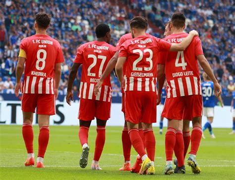 Bundesliga Schalke con Zalazar fue goleado por Unión Berlín ganó